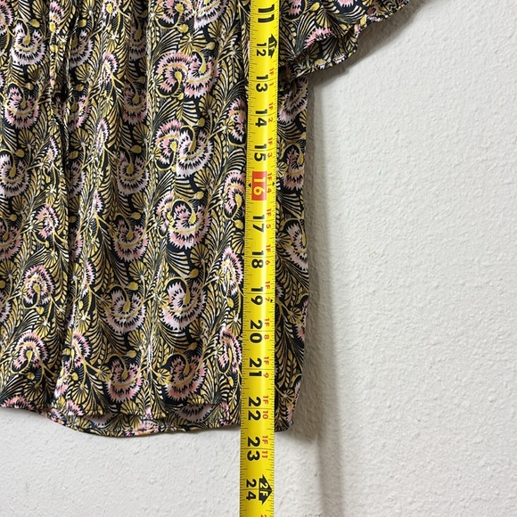 J. Crew Ruffle featherweight satin scoopneck top in dandelion swirl size small - Picture 8 of 9